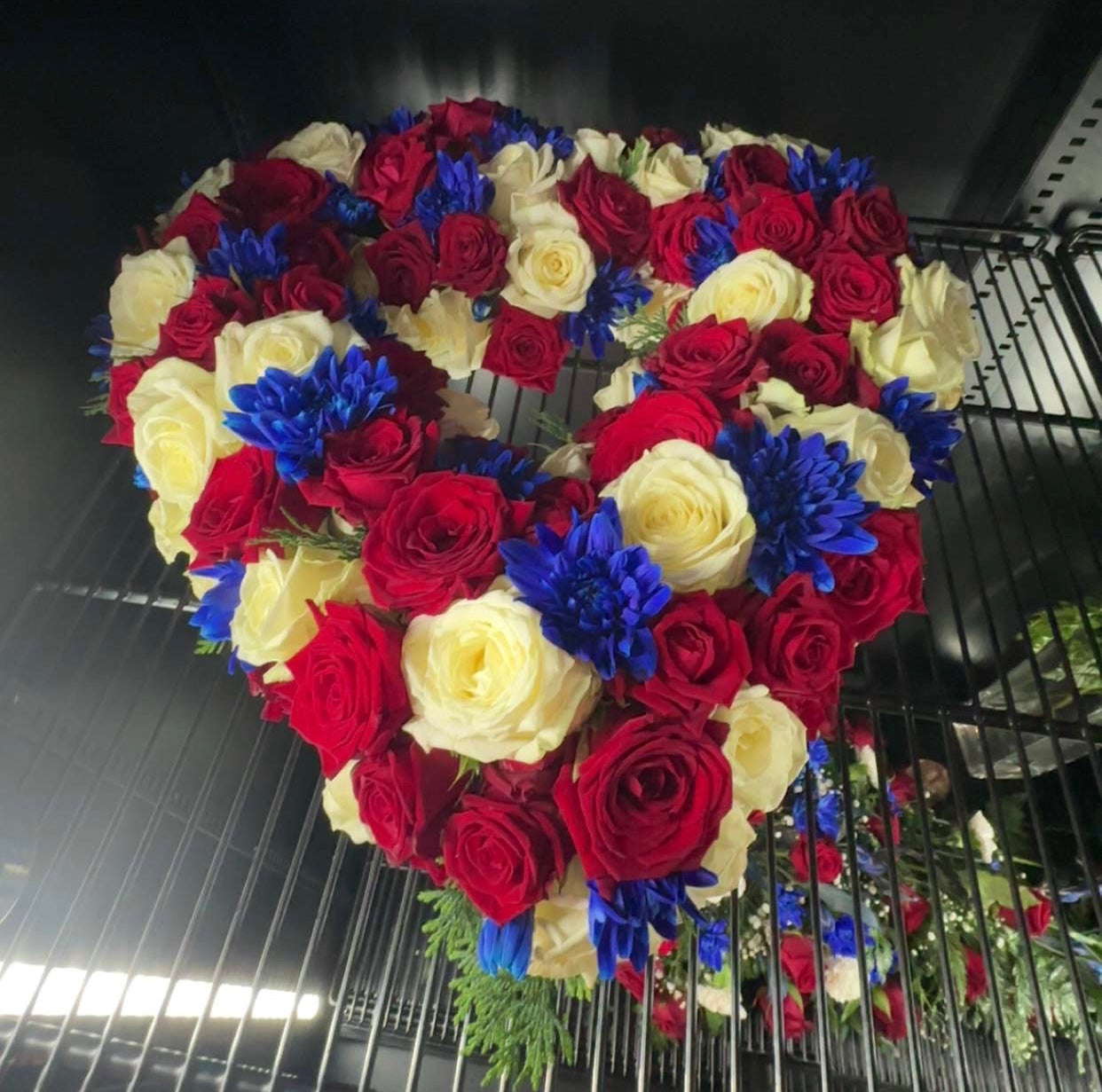 Útfararhjarta opið